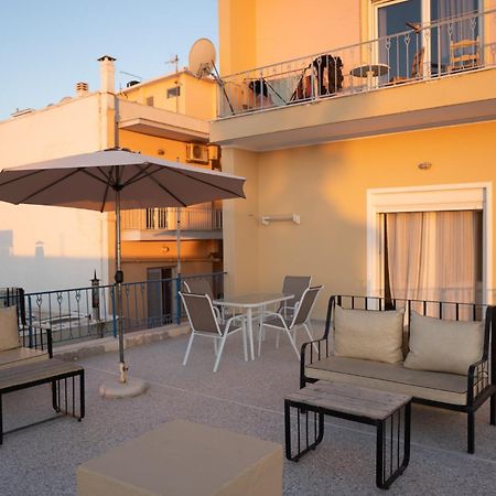 Central Mytilene City-View Apartment For 7 Exterior photo