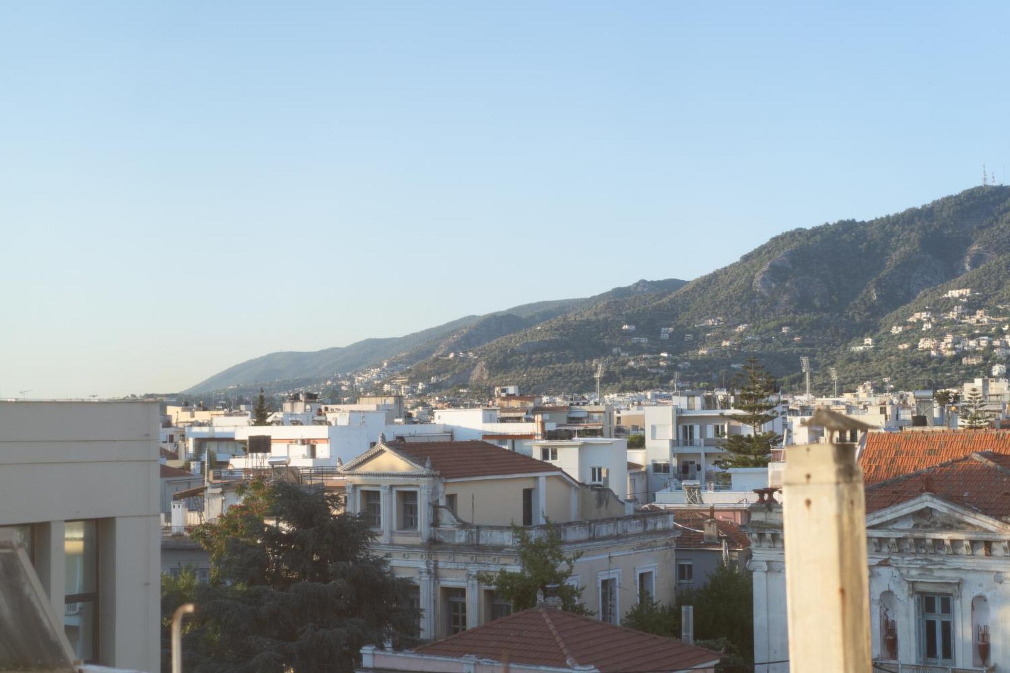 Central Mytilene City-View Apartment For 7 Exterior photo